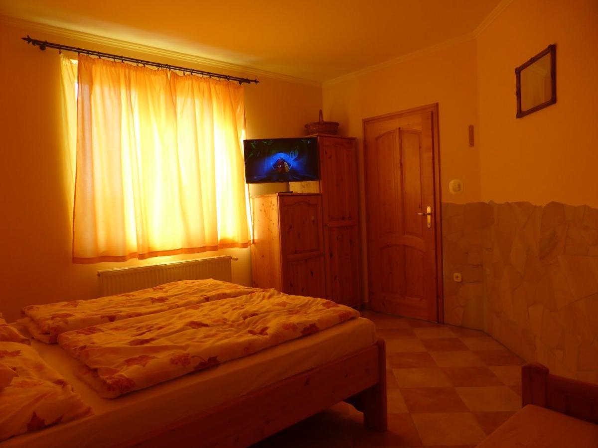 Napfeny Apartman Es Vendeghaz Egerszalok Ngoại thất bức ảnh