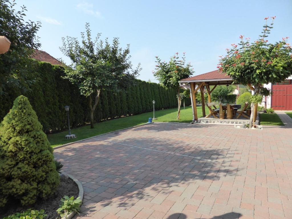 Napfeny Apartman Es Vendeghaz Egerszalok Ngoại thất bức ảnh